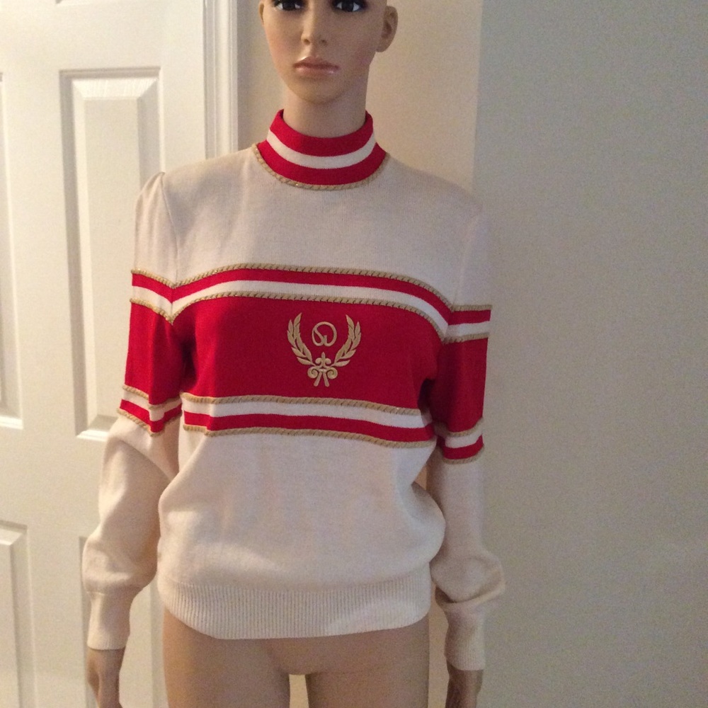 Vtg St John collection by Marie Grey Red sweater M